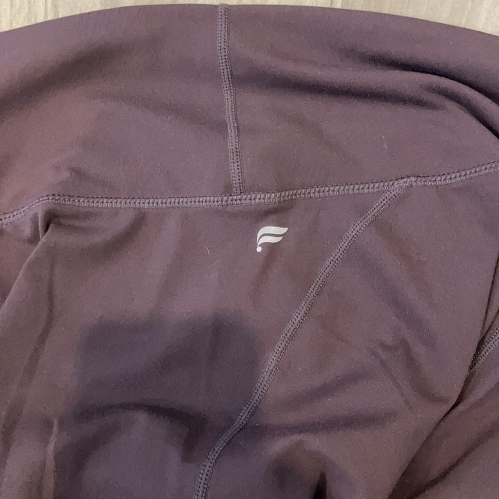 Fabletics Ruched Leggings - Picture 4 of 4